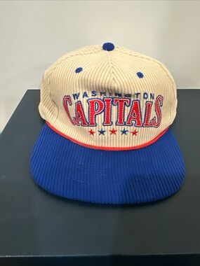 Men's Two-Tone Corduroy Snapback Hat - Cream & Blue